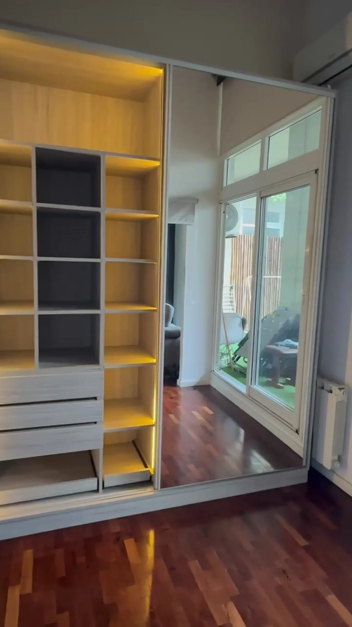 Vestidor LED